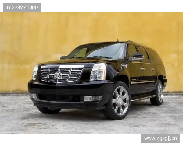 扎克拉文刚买的那辆车，光是轮胎就能吓死老百姓了吧？