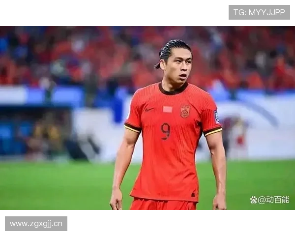 张玉宁的日常直播间背景也太豪了，我都怀疑他家楼下是五星级酒店吧